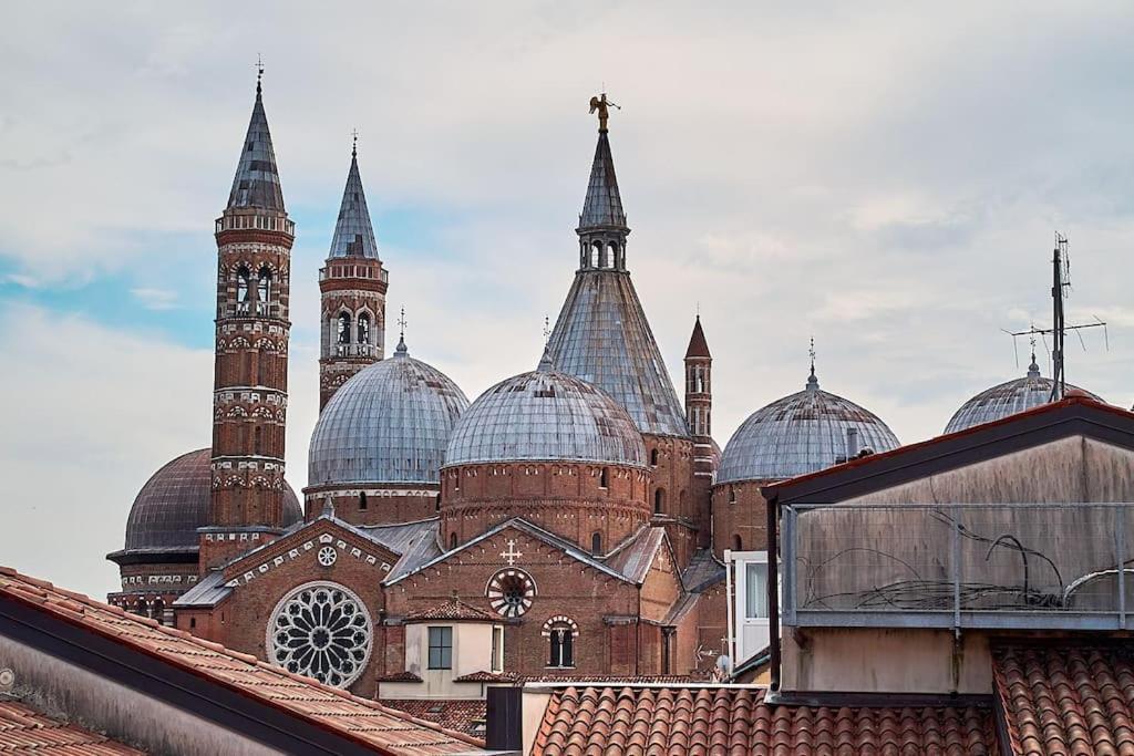 パドヴァResidenza Subitosanto "Gigliola" 9A - Bilocale Con Terrazzo Esclusivo Cupola Basilica Di Sant'Antonio-アパートメント エクステリア 写真